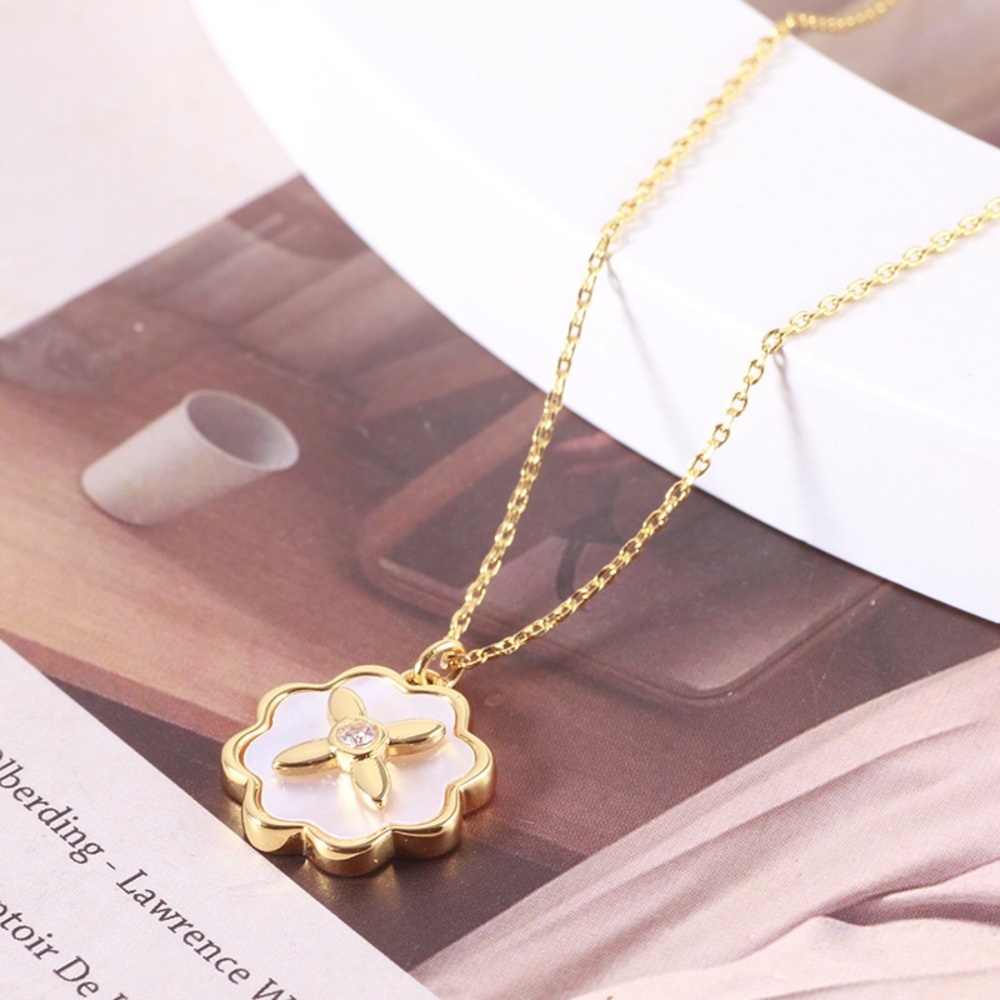 Kate Spade Mother-of-Pearl Clover Flower Necklace